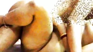 ஜென்னி புதிய விஷயங்களை முயற்சிக்க விரும்புகிறார் - லெஸ்பியன் முதல் டைமர்கள்