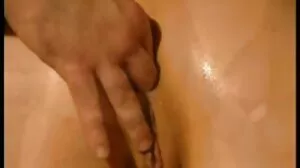 கியா டெர்சா தி ஸ்பிலிட் ஆன் டிக் செய்கிறார்
