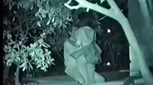 கவர்ச்சியான கேல் ஜிலியன் ஜான்சன் முகம் சுளித்தார்