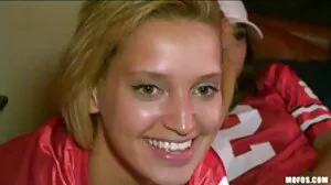 BJRAW: Lauren Pixie PornHD இல் அதிக ஏற்றம் பெற்றுள்ளார்