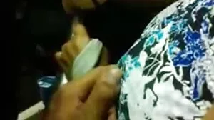 லேடி ஆஃப் வாஸ்ட்-எண்ட் மசாஜ் செய்ய வேண்டும்!