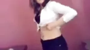 BRAZZERS டின்னர் கெஸ்ட் Gia Derza ஒரு குத ஏமாற்றுபவர்